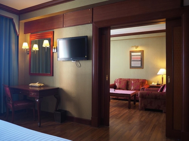 Imagen de la habitación del Hotel Charoenthani Khonkaen. Foto 5