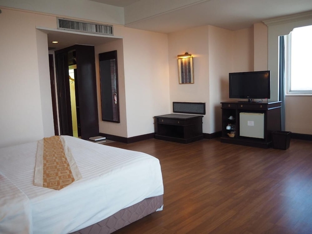 Imagen de la habitación del Hotel Charoenthani Khonkaen. Foto 12