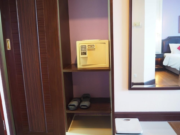 Imagen de la habitación del Hotel Charoenthani Khonkaen. Foto 14