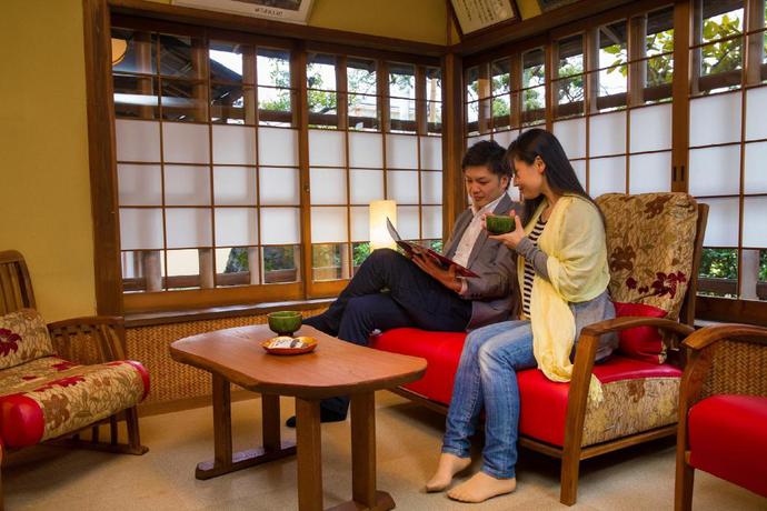 Imagen de los interiores del Hotel Charoku Bekkan. Foto 9