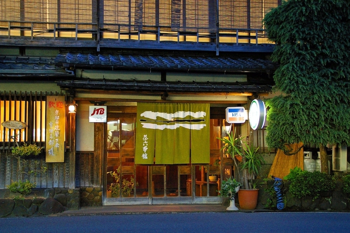 Imagen de los exteriores del Hotel Charoku Honkan. Foto 9
