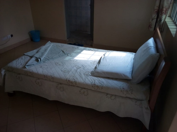 Imagen de la habitación del Hotel Chartered Guest House. Foto 9