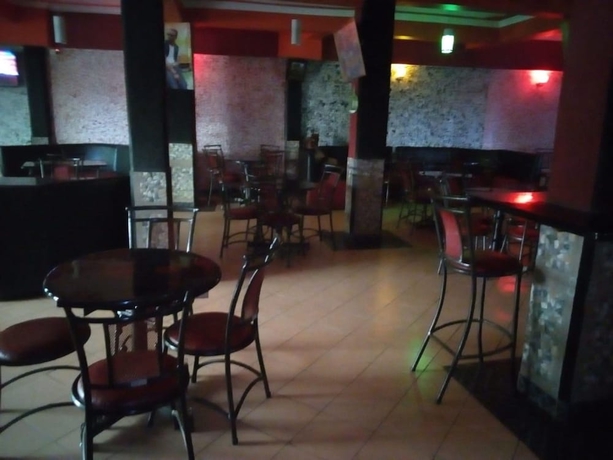 Imagen del bar/restaurante del Hotel Chartered Guest House. Foto 3