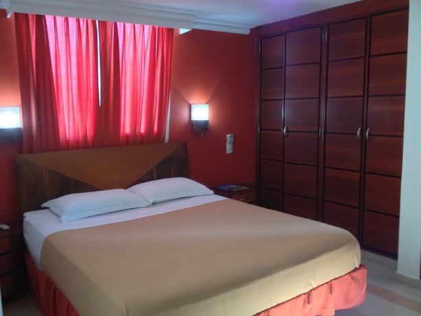 Imagen de la habitación del Hotel Charthon. Foto 5