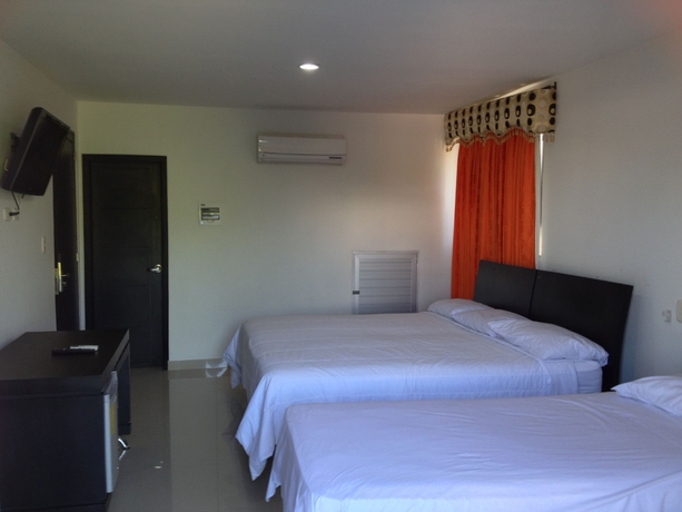 Imagen de la habitación del Hotel Charthon. Foto 8