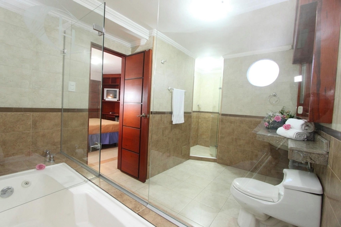 Imagen de la habitación del Hotel Charthon. Foto 9