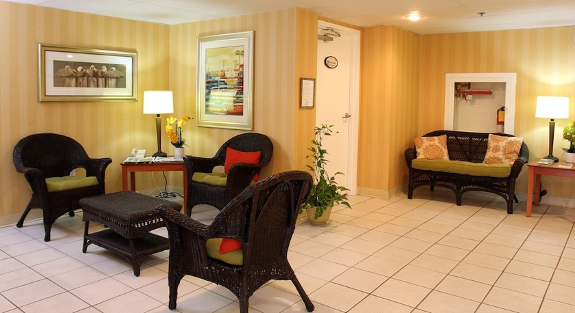 Imagen de los interiores del Hotel Charthouse And Suites. Foto 18