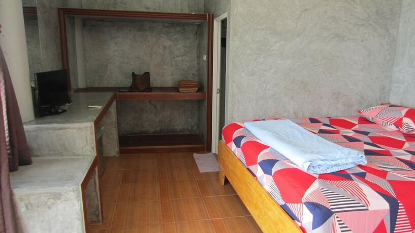 Imagen general del Hotel Charung Bungalows. Foto 6