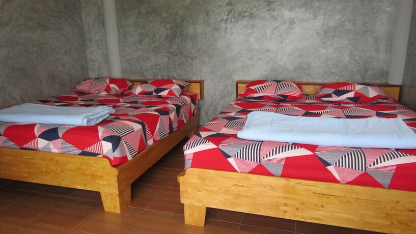 Imagen de la habitación del Hotel Charung Bungalows. Foto 15