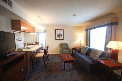 Imagen de la habitación del Hotel Charwood Suites. Foto 10