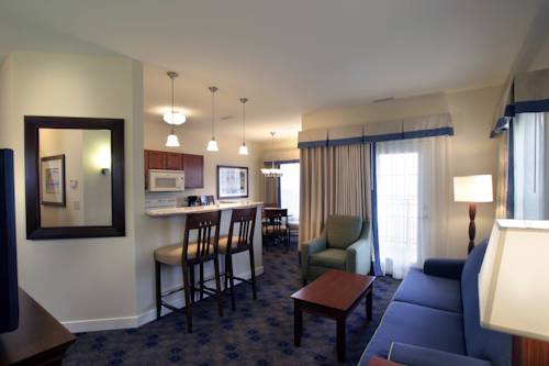 Imagen de la habitación del Hotel Charwood Suites. Foto 14