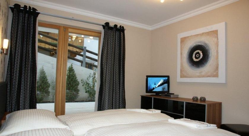 Imagen de la habitación del Hotel Chasa Muntera. Foto 2