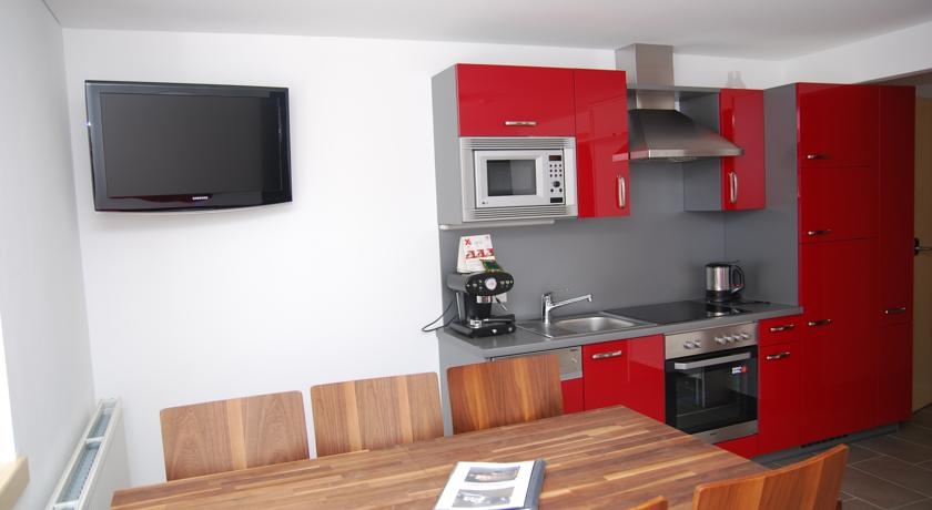 Imagen de la habitación del Hotel Chasa Sulai. Foto 3