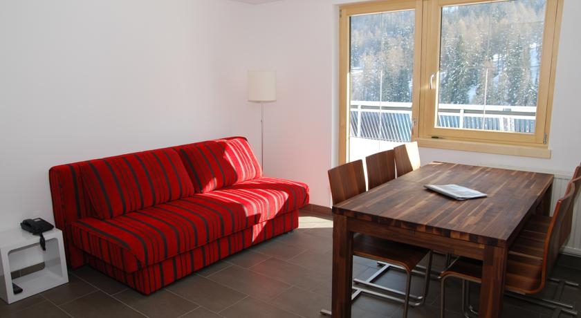 Imagen de la habitación del Hotel Chasa Sulai. Foto 4