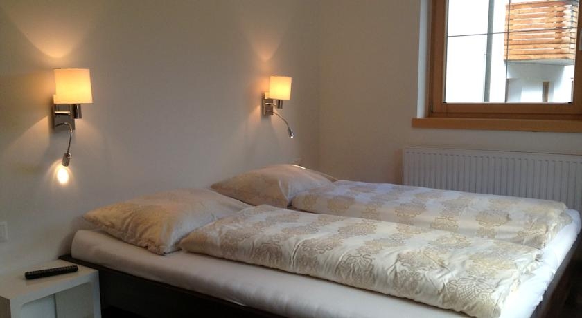 Imagen de la habitación del Hotel Chasa Sulai. Foto 5