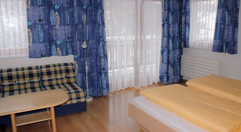 Imagen de la habitación del Hotel Chasa Vaidum. Foto 2