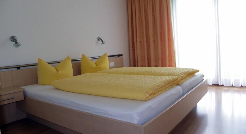 Imagen de la habitación del Hotel Chasa Vaidum. Foto 5