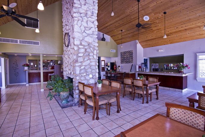 Imagen de los interiores del Hotel Chase Suite El Paso. Foto 20