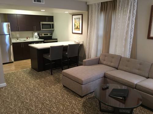 Imagen de la habitación del Hotel Chase Suite Newark Silicon Valley. Foto 5
