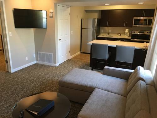 Imagen de la habitación del Hotel Chase Suite Newark Silicon Valley. Foto 10