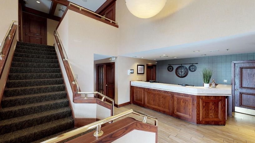 Imagen de los interiores del Hotel Chase Suites Brea-fullerton. Foto 20