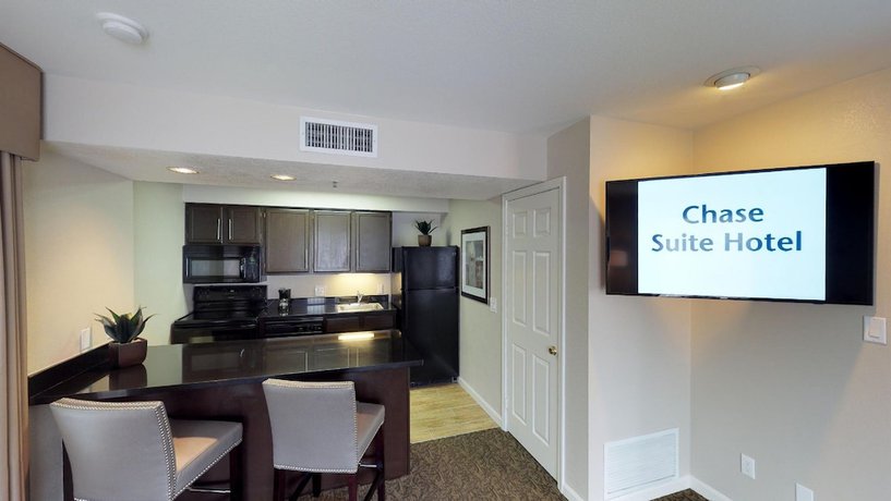 Imagen de la habitación del Hotel Chase Suites Brea-fullerton. Foto 18