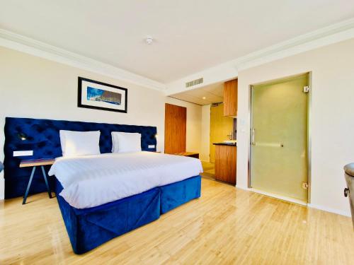 Imagen de la habitación del Hotel Chasse Residency. Foto 17