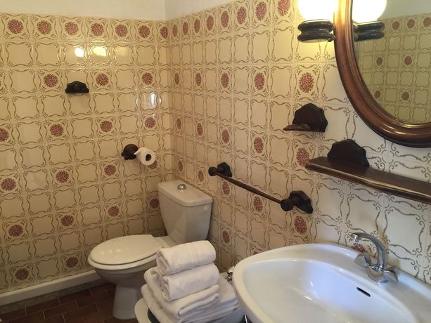 Imagen de la habitación del Hotel Chastellares. Foto 17