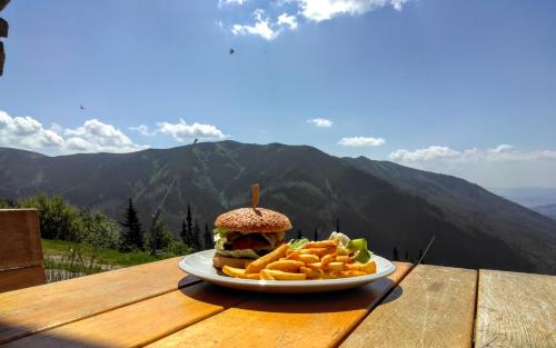 Imagen general del Hotel Chata Kosodrevina - Turistick&aacute; ubytovňa. Foto 4