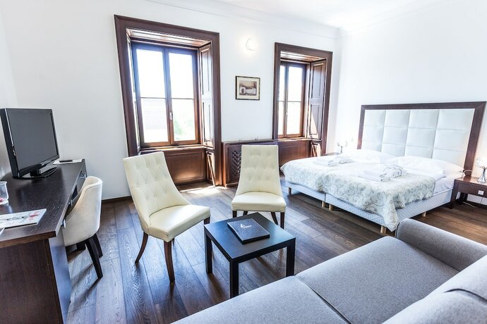 Imagen de la habitación del Hotel Chateau Appony. Foto 16