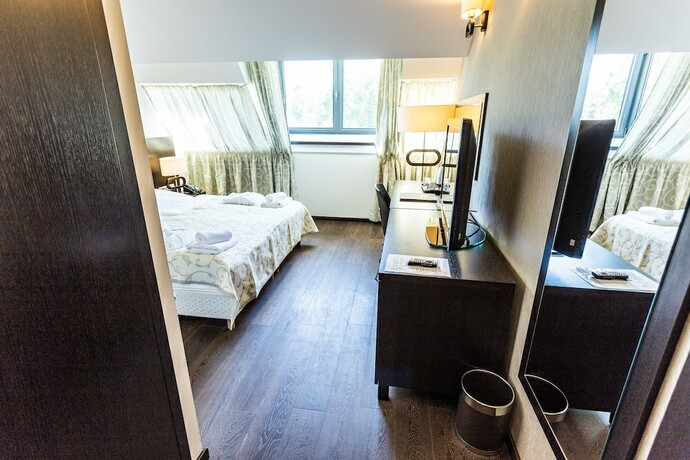 Imagen general del Hotel Chateau Appony. Foto 8