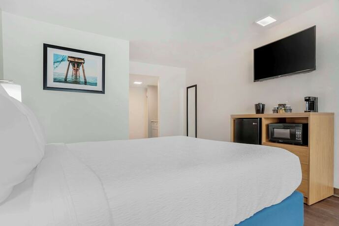 Imagen general del Hotel Chateau Beachfront Resort, Bw Signature Collection. Foto 8
