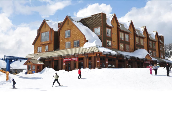 Imagen de los exteriores del Hotel Chateau Big White. Foto 7