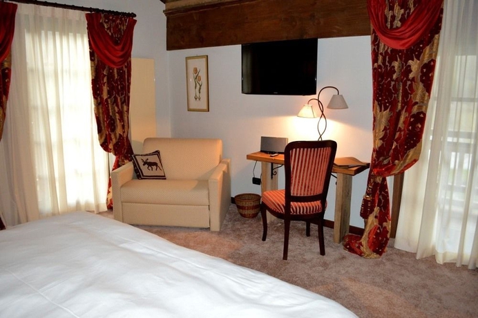 Imagen de los interiores del Hotel Chateau Blanc. Foto 14