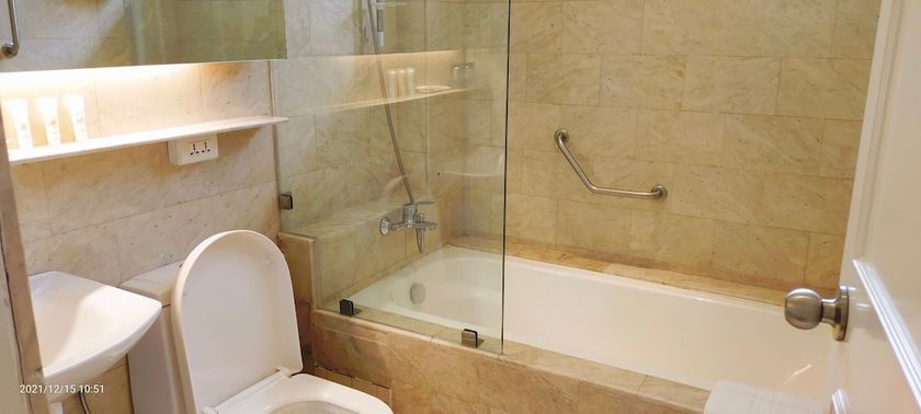 Imagen de la habitación del Hotel Chateau Bleu Resort. Foto 10