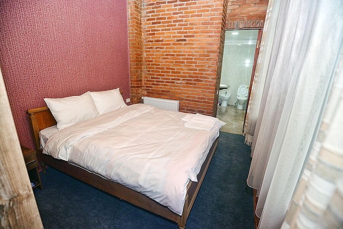 Imagen de la habitación del Hotel Chateau Chikovani. Foto 10