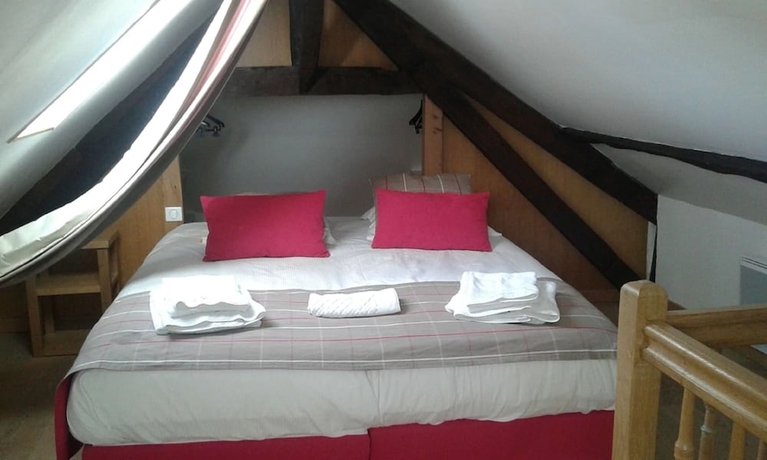 Imagen de la habitación del Hotel Chateau Cocove. Foto 7