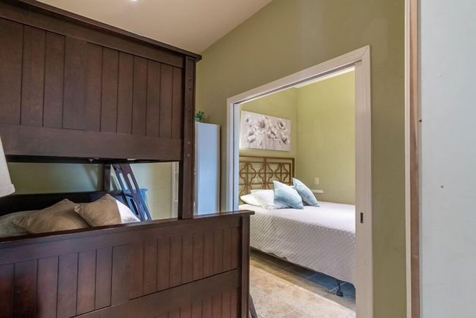 Imagen de la habitación del Hotel Chateau Coralini. Foto 2