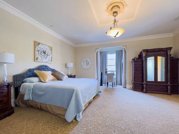 Imagen de la habitación del Hotel Chateau Coralini. Foto 3