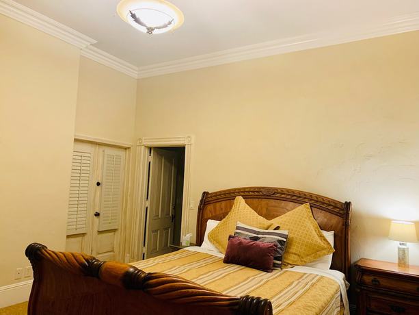 Imagen de la habitación del Hotel Chateau Coralini. Foto 12