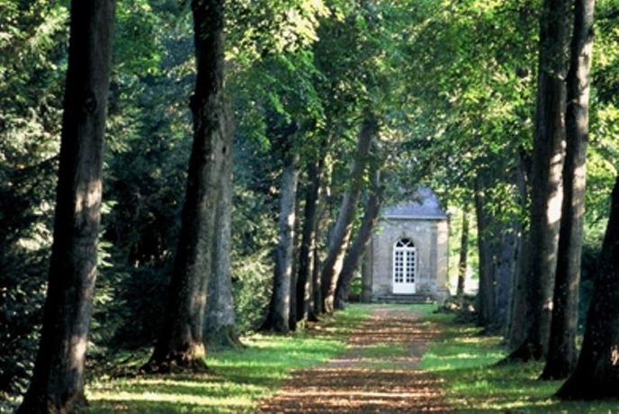 Imagen de los exteriores del Hotel Chateau De Bazeilles. Foto 10