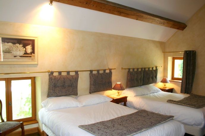 Imagen de la habitación del Hotel Chateau De Challanges. Foto 4