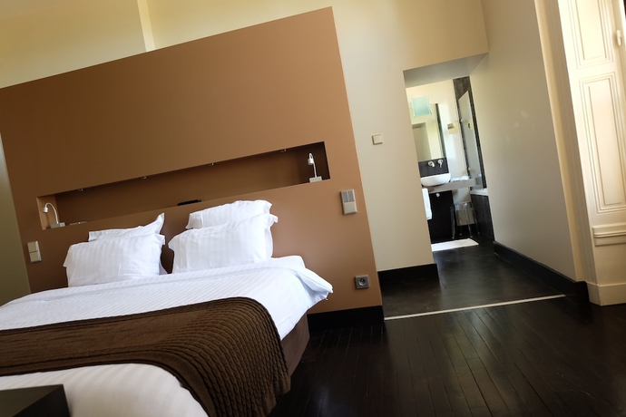 Imagen de la habitación del Hotel Chateau De Champlong. Foto 6