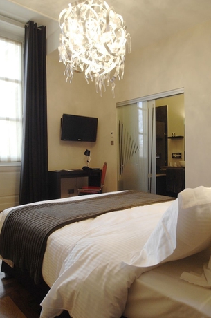 Imagen de la habitación del Hotel Chateau De Champlong. Foto 9