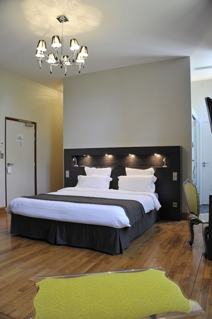 Imagen de la habitación del Hotel Chateau De Champlong. Foto 13