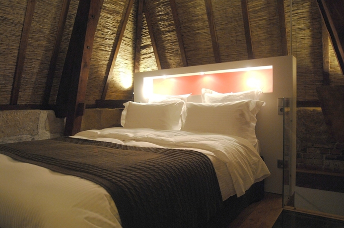 Imagen de la habitación del Hotel Chateau De Champlong. Foto 17