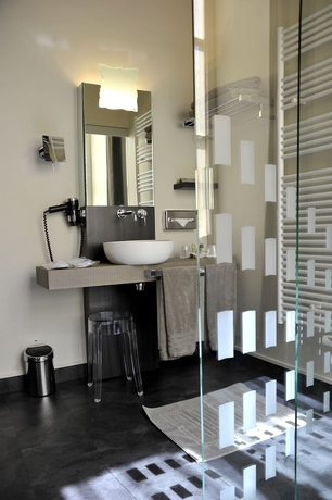 Imagen de la habitación del Hotel Chateau De Champlong. Foto 18