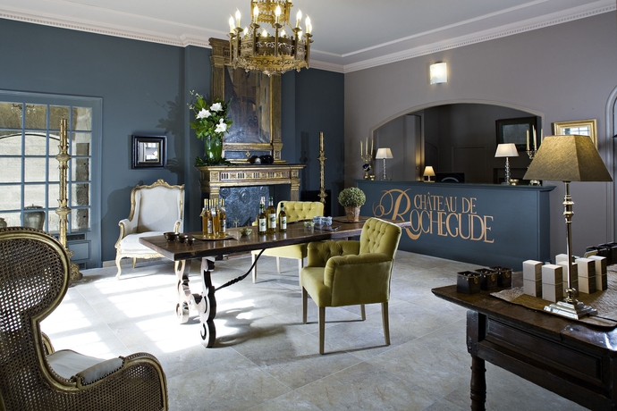 Imagen de los interiores del Hotel Chateau De Rochegude. Foto 10