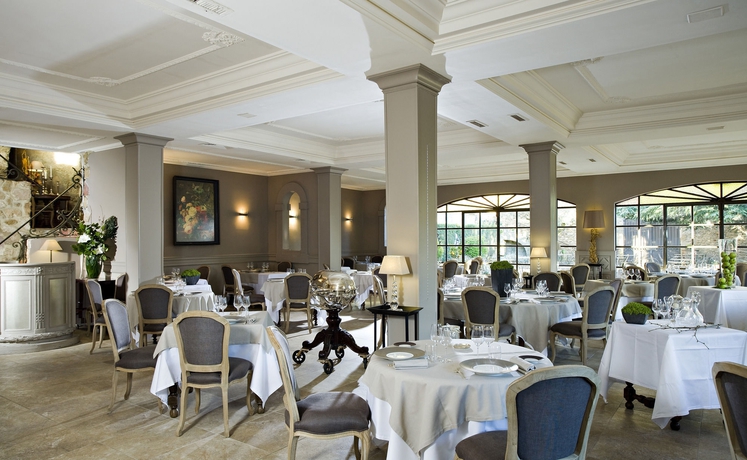 Imagen del bar/restaurante del Hotel Chateau De Rochegude. Foto 5