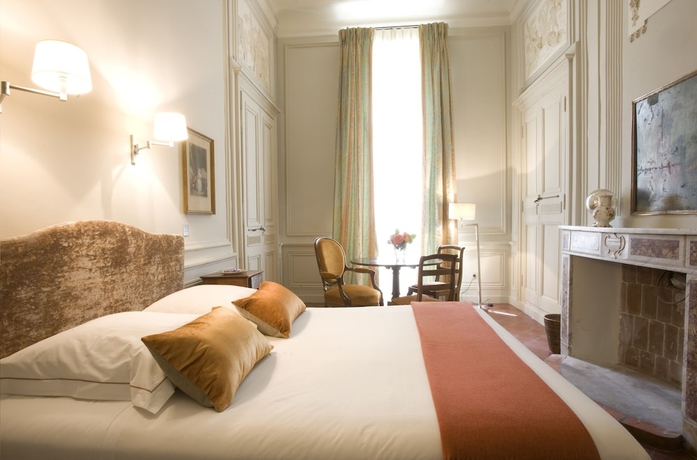 Imagen de la habitación del Hotel Chateau De Roussan. Foto 5